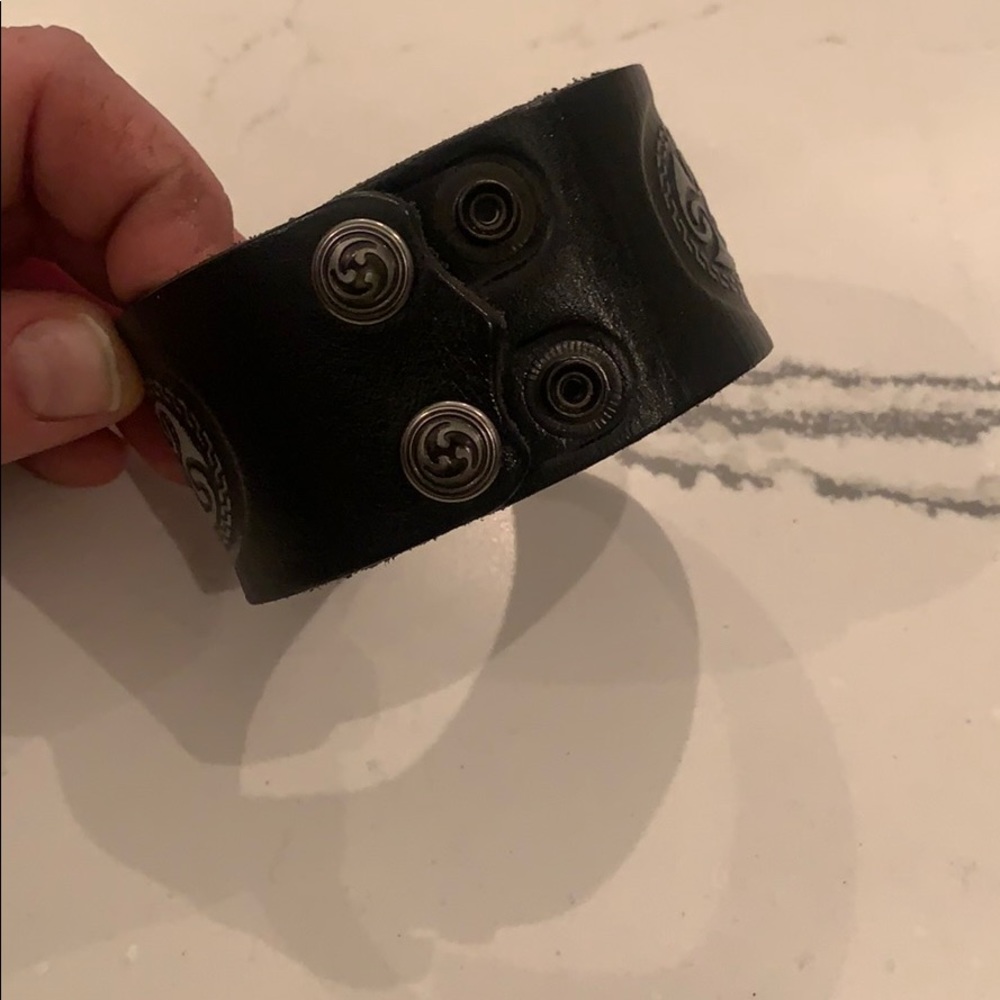 Leather bracelet - Picture 6 of 7